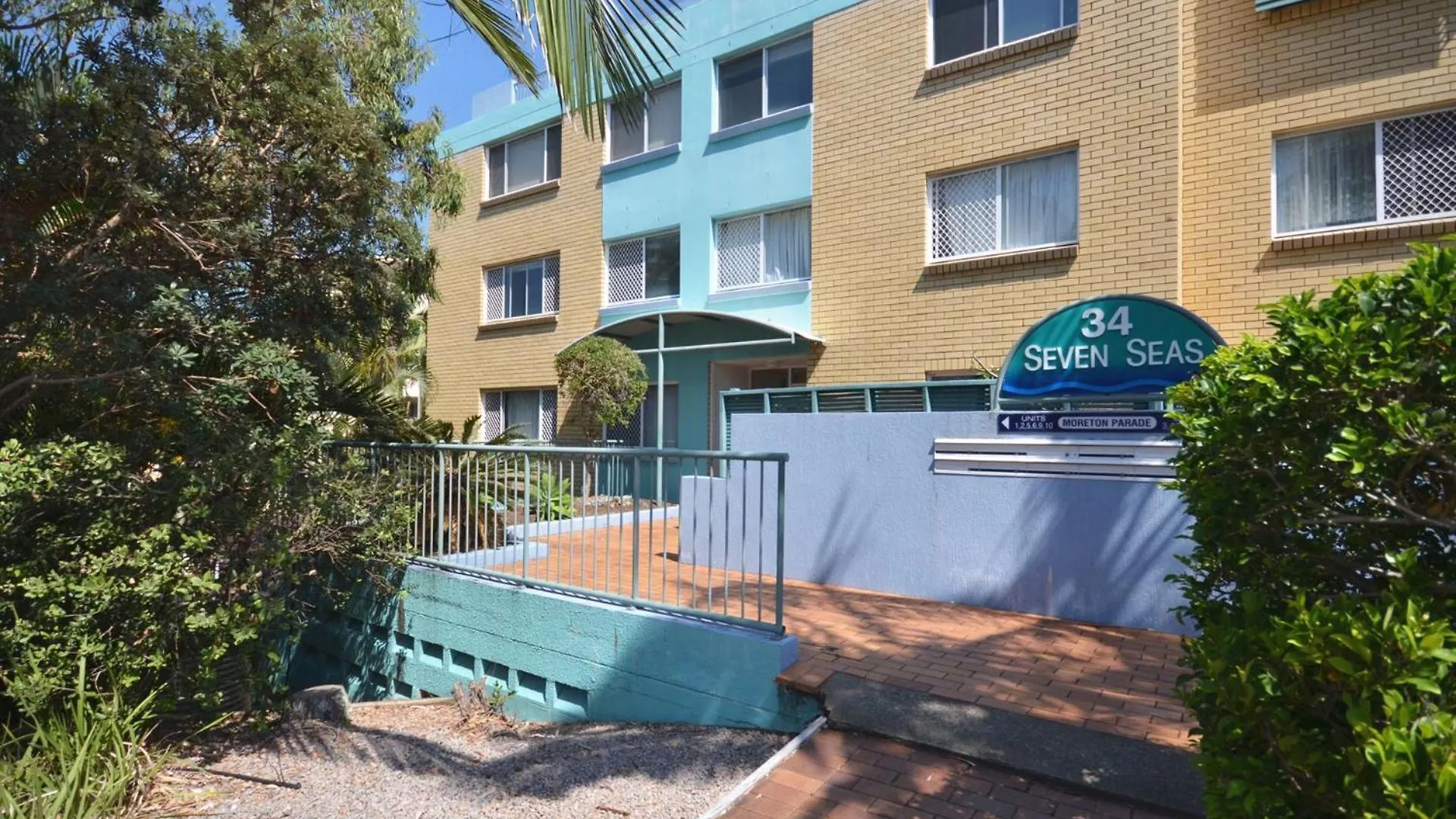Seven Seas Unit 5 Caloundra Qld Villa